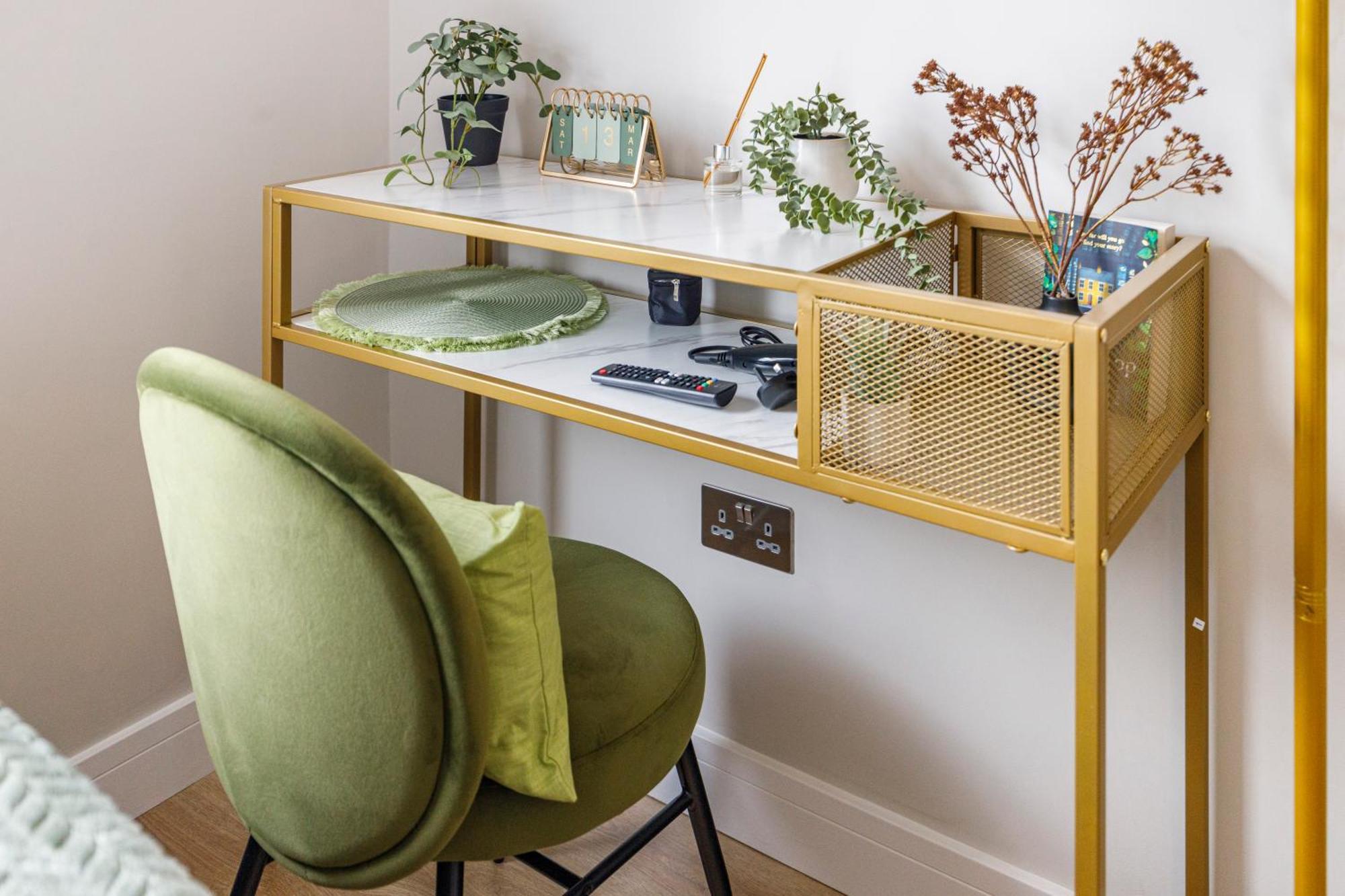 Urban Oasis Modern Minimalist Londra